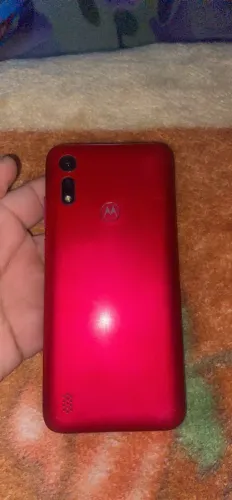 Vendo celular E22