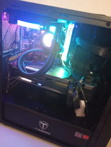 Pc gamer RX 6700 XT
