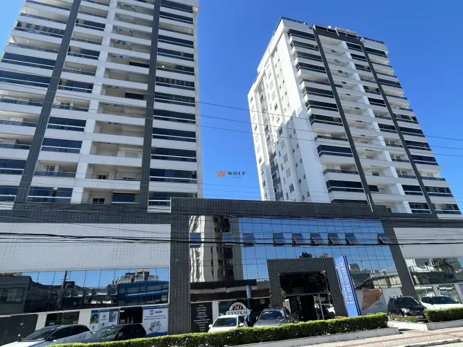 Apartamento a venda 3 quartos 2 vagas semi mobiliado - Estreito Florianópolis SC