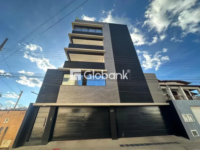 Cobertura 3 quartos para aluguel São José 180m² Montes Claros MG