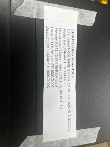 Servidor ThinkServer TS150