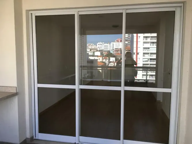 PINHEIROS | APTO NOVO, MOBILIADO E COM AR CONDICIONADO   Rua João Moura