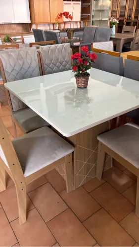 Mesa Com 04 Cadeiras Off White Nova