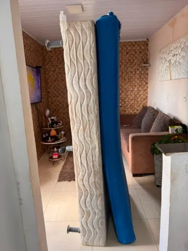 Cama Box com Colchão de Solteiro Ortobom Usada