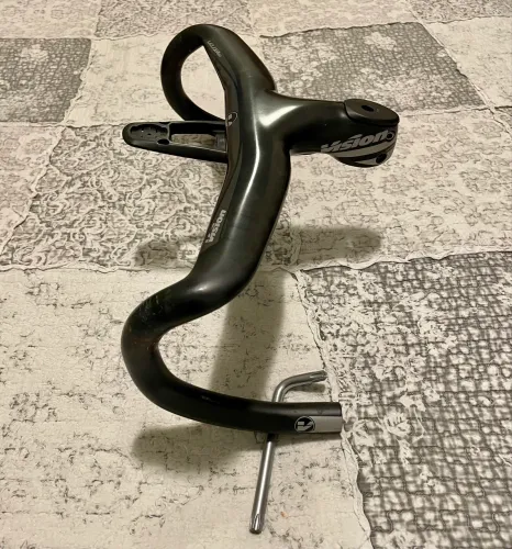 Guidão integrado em carbono Vision Metron original