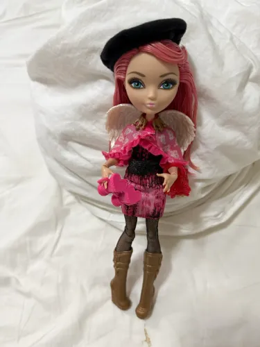 Cupido ever after high through the woods