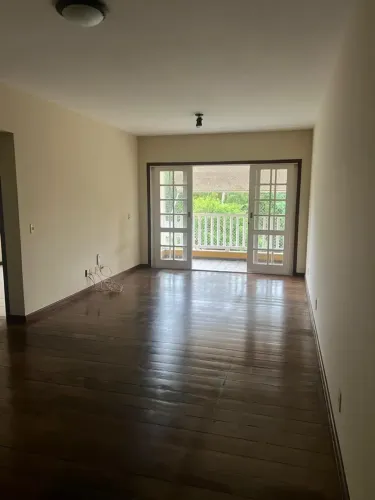 Apartamento de 3 Quartos para Locação em Itaipava 86 m²