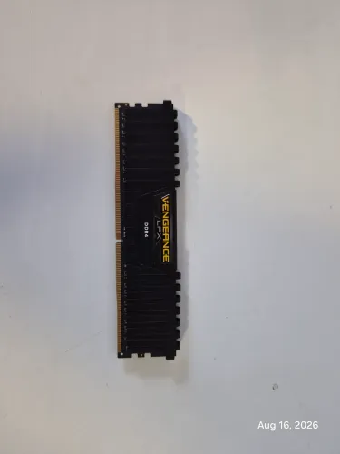 Memória RAM 8GB 2133MHz Corsair Vengeance desktop