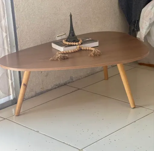 Mesinha de centro orgânica