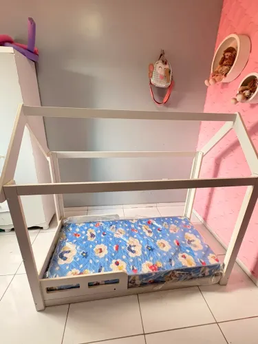 Cama montessoreana
