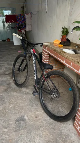 Troco por um pc ou notebook, essa Nero 4 aro 29 