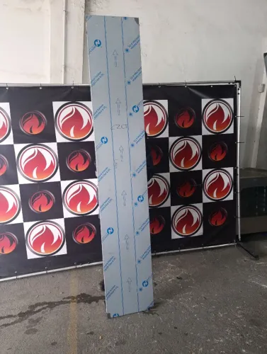 Prateleira 2,36x 40 lisa de parede toda no aço inox nova temos a pronta entrega