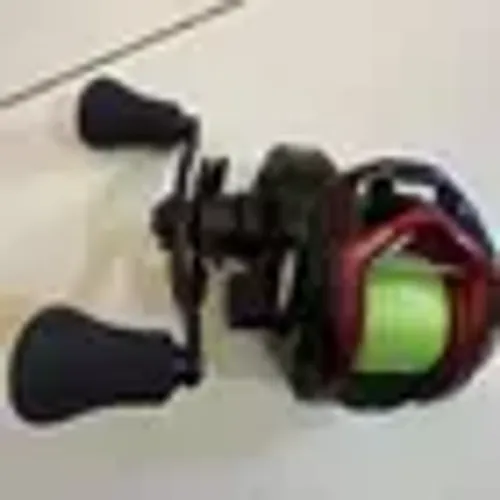  Kit Carretilha Titan Bg Pro + Vara Evolution Gt2 60lb (Usado) Kit Carretilha Titan Bg Pro