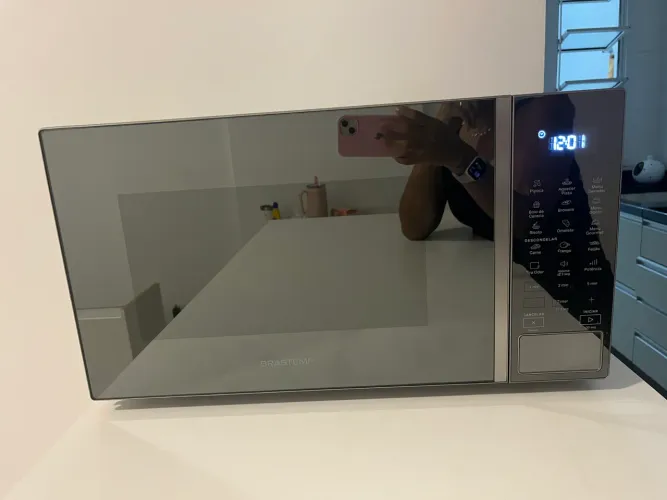 Vendo microondas Brastemp espelhado 32 litros - em estado de novo