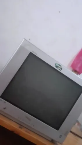 VENDE-SE TELEVISÃO DE TUBO