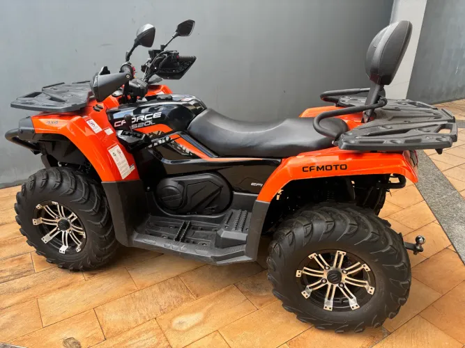 Quadriciclo CF Moto CForce 520 2022 1.600km