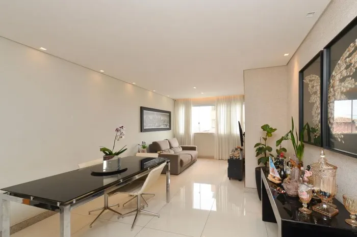 Apartamento à Venda - Fernão Dias, 4 Quartos, 300 m2
