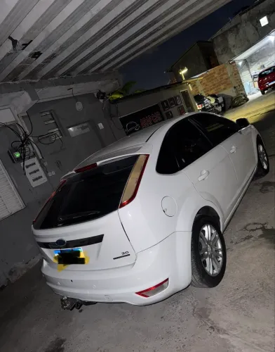 Ford Focus Ghia 2.0 16v/ 2.0 16V Flex 5P AUT 2011
