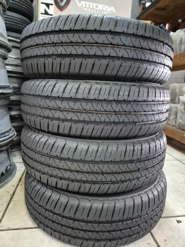 Pneus 175 70 aro 13 Goodyear