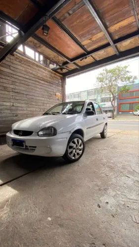 Chevrolet Corsa Sedan Super/ Classic 1.6 MPFI 8V 4 2003