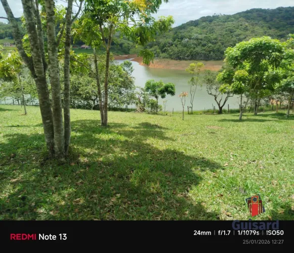 Terreno de 2 alqueires em Paraibuna Pé na água