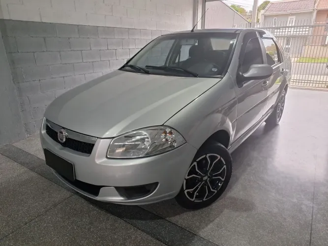 Fiat Siena EL Celeb. 1.0 MPI Fire Flex 8V 4P 2013