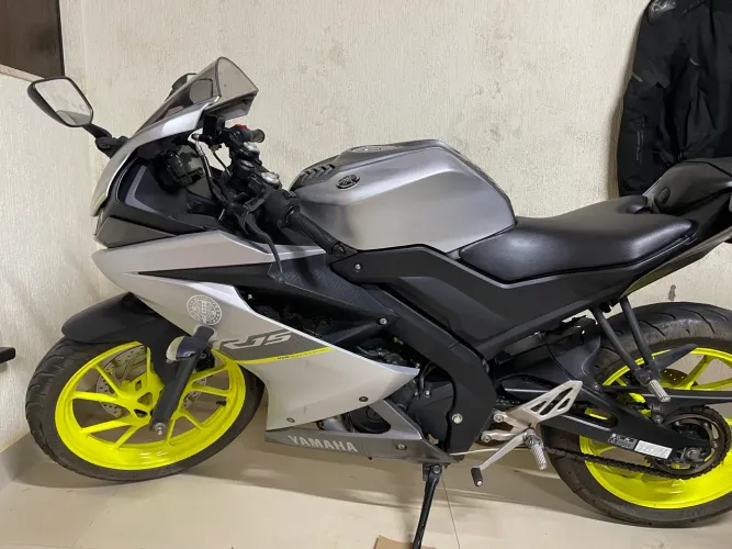 R15 - Yamaha 2024