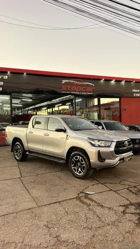 Toyota Hilux CD SRV 4X4 2.8 TDI Diesel Aut. 2021