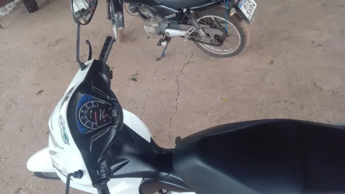 Biz 110 barata