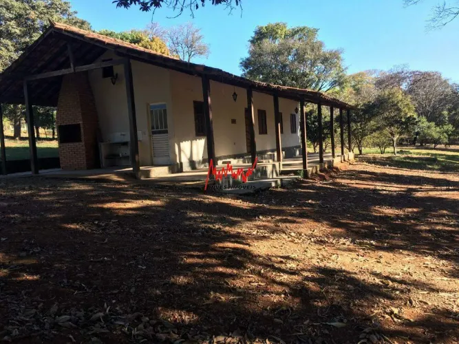 SÍTIOS/FAZENDAS à venda, 3 quartos, 1 suíte, Bairro Municipal de Matozinhos - MATOZINHOS/M