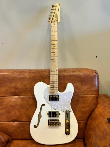 Guitarra Seizi Katana Kabuki LTD | HH | Com Bag | White Gold