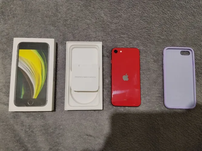 iPhone SE 2020 usado bom
