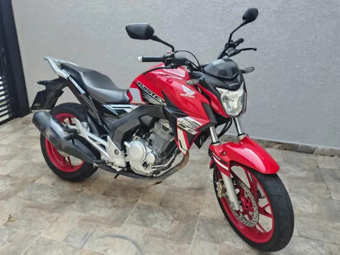 Honda CB TWISTER 250cc - 33mil km 