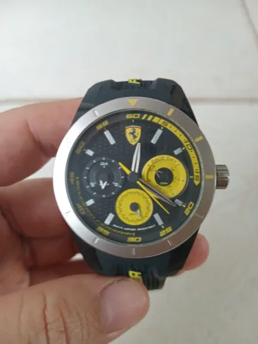 Relógio ferrari