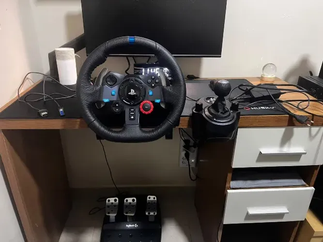 Logitech G29 + Câmbio Driving Force + Pedais | Estado de novo