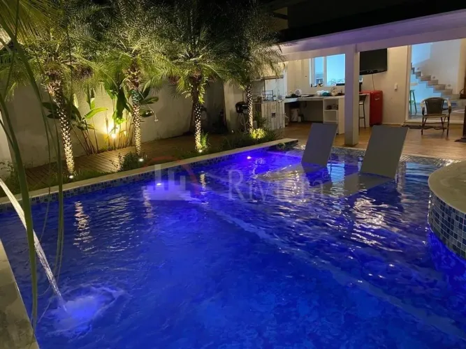 Casa para Locação de temporada na praia de Juquehy com piscina