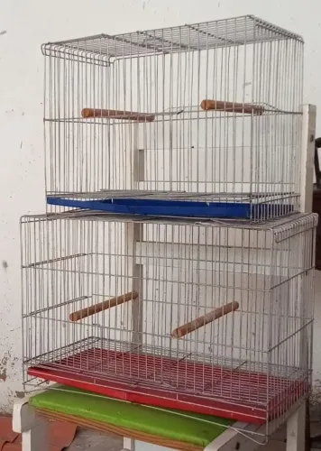 2 gaiolas por R$250,00 uma por R$150,00