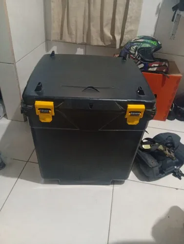 Baú 110L 