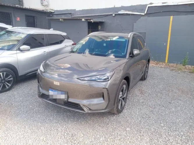 Geely EX5 MAX (elétrico) 2026