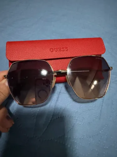 Óculos Guess