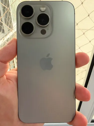 Iphone 15 Pro 256gb - Bateria 89% - Ótimo estado