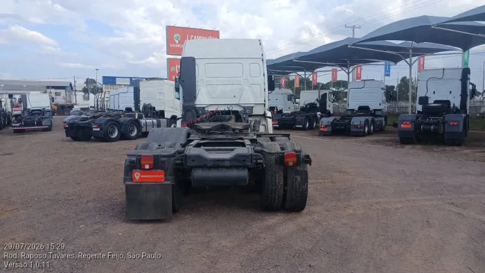 Volkswagen 25.420 Constellation 6x2 2p (Diesel)(E5) 2022/2023 Vamos Seminovos Regente Feij