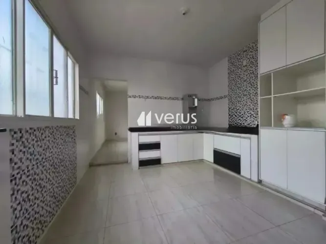 Casa para aluguel, 4 quartos, 1 suíte, 2 vagas, LUIZOTE DE FREITAS - Uberlândia/MG