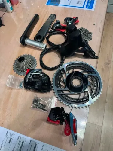 Grupo fechado SRAM red axs 12v D1