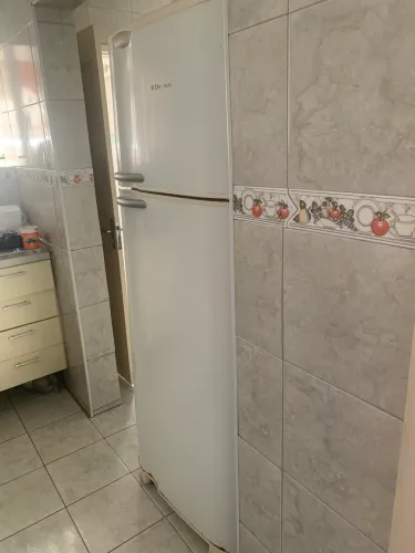 Geladeira Electrolux 375 litros
