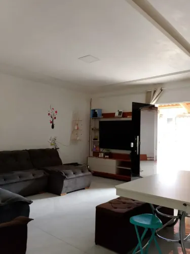 Senhor do Bonfim Casa Espaçosa e Bem Arejada