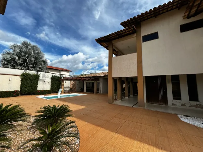 Sobrado em 2 lotes 720 m2 3 suítes mais dependência 208 sul