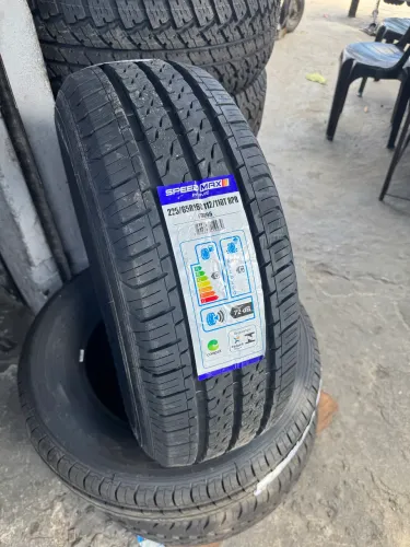 Pneus SpeedMax 225/65 Aro 16 Cargo