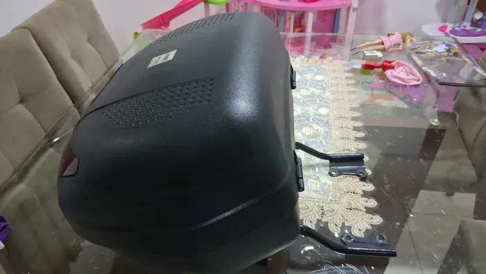 Vende-se Baú de Moto 45 lts