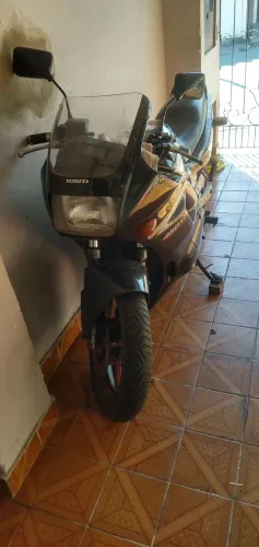 CBR 450 SR 1997